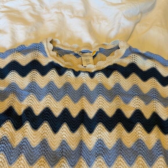 C&C California Blue and Cream Chevron Knit Cover Up XS - Picture 4 of 6